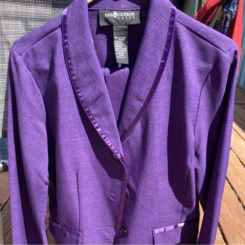 Sag Harbor Women's 3 Piece Suit / Size 10, Purple